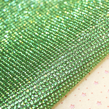 ラインストーンシート ≪Yellow green≫ 80㎜/1枚(235×395㎜)