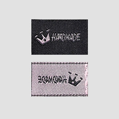 ブラックピンクhandmadeラベル 26x15㎜ 10/30個