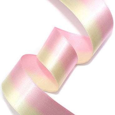 #02 cream&L.pink 2色グラデーション 片面有光サテン 幅15/25㎜ 長さ22M
